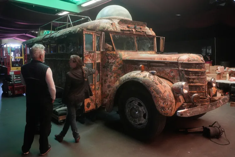 Psychedelic 'Furthur' bus rolls back into San Francisco for new Grateful Dead exhibit